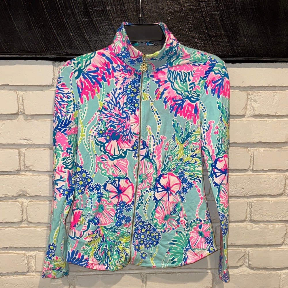 Lilly Pulitzer Leona Jacket size XXS excellent used condition no flaws.